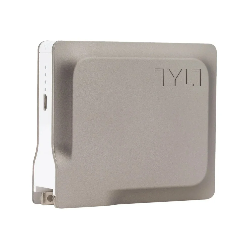 TYLT Smart Charger 3X - Power Bank / Power Adapter - 6700 mAh - 2.4 A Micro USB